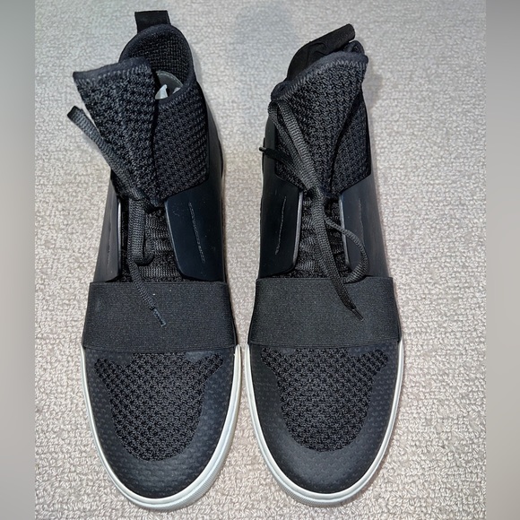 Mens Authentic Black Balenciaga Tess. S. Gomma Sneakers Size 43. - Picture 1 of 9